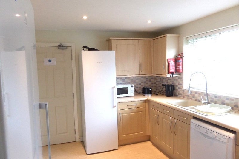 Room Aqua Place in Rugby