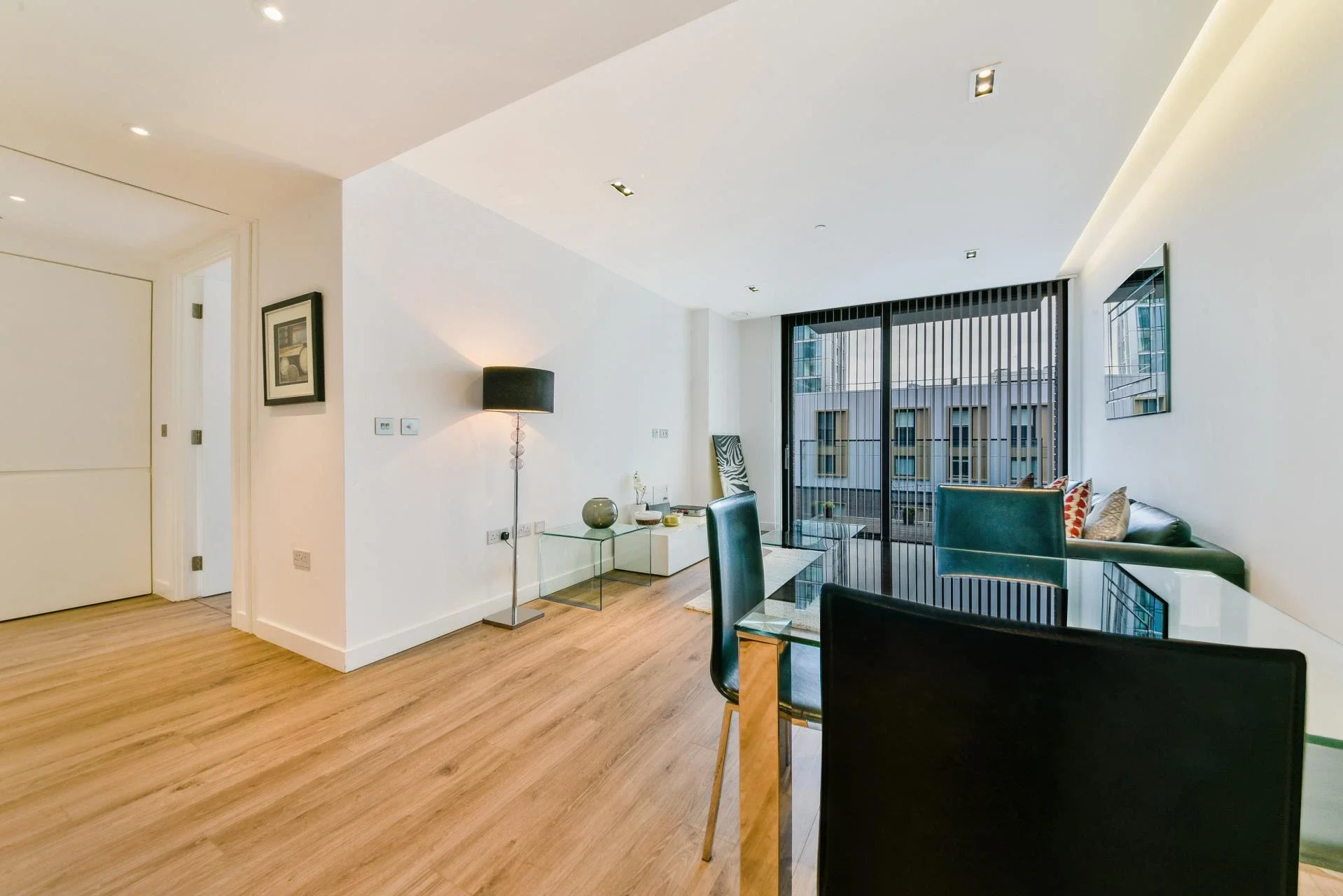 Flat Canter Way in Greater London