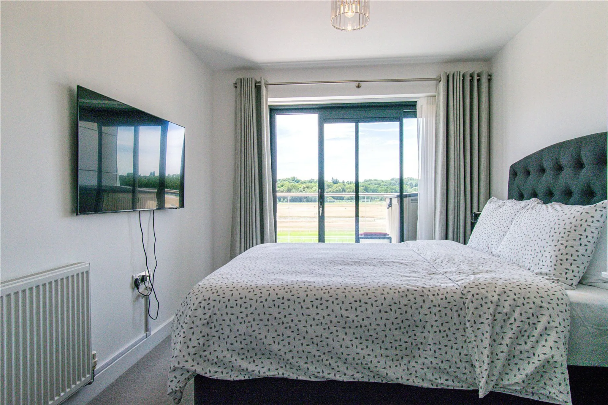 Flat Kingman Way in Greenham