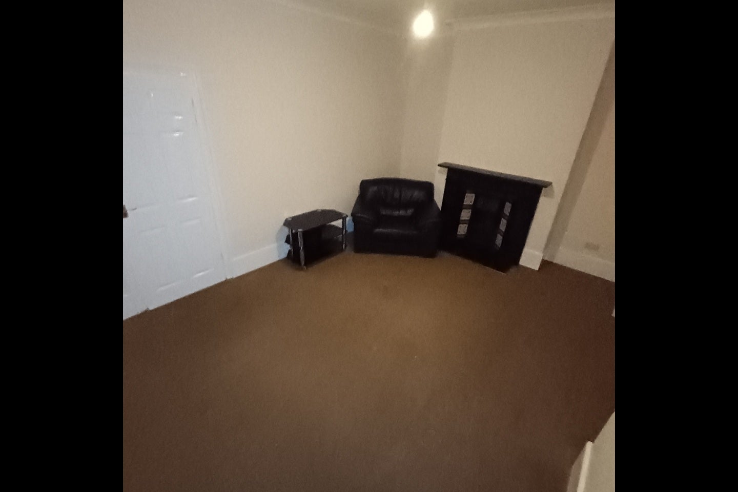 Flat Laleham Road in Greater London
