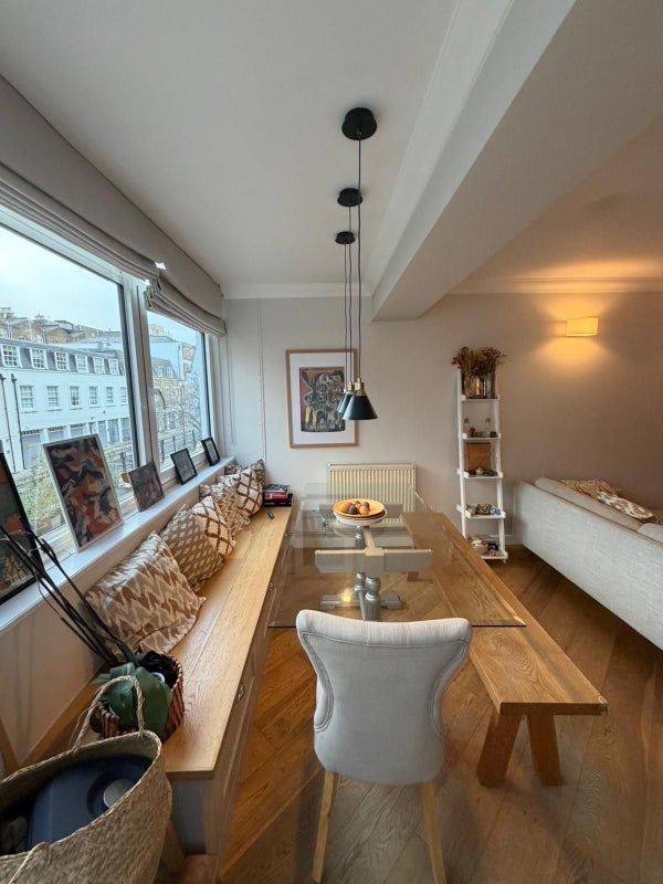 Flat Gloucester Terrace in City of Westminster