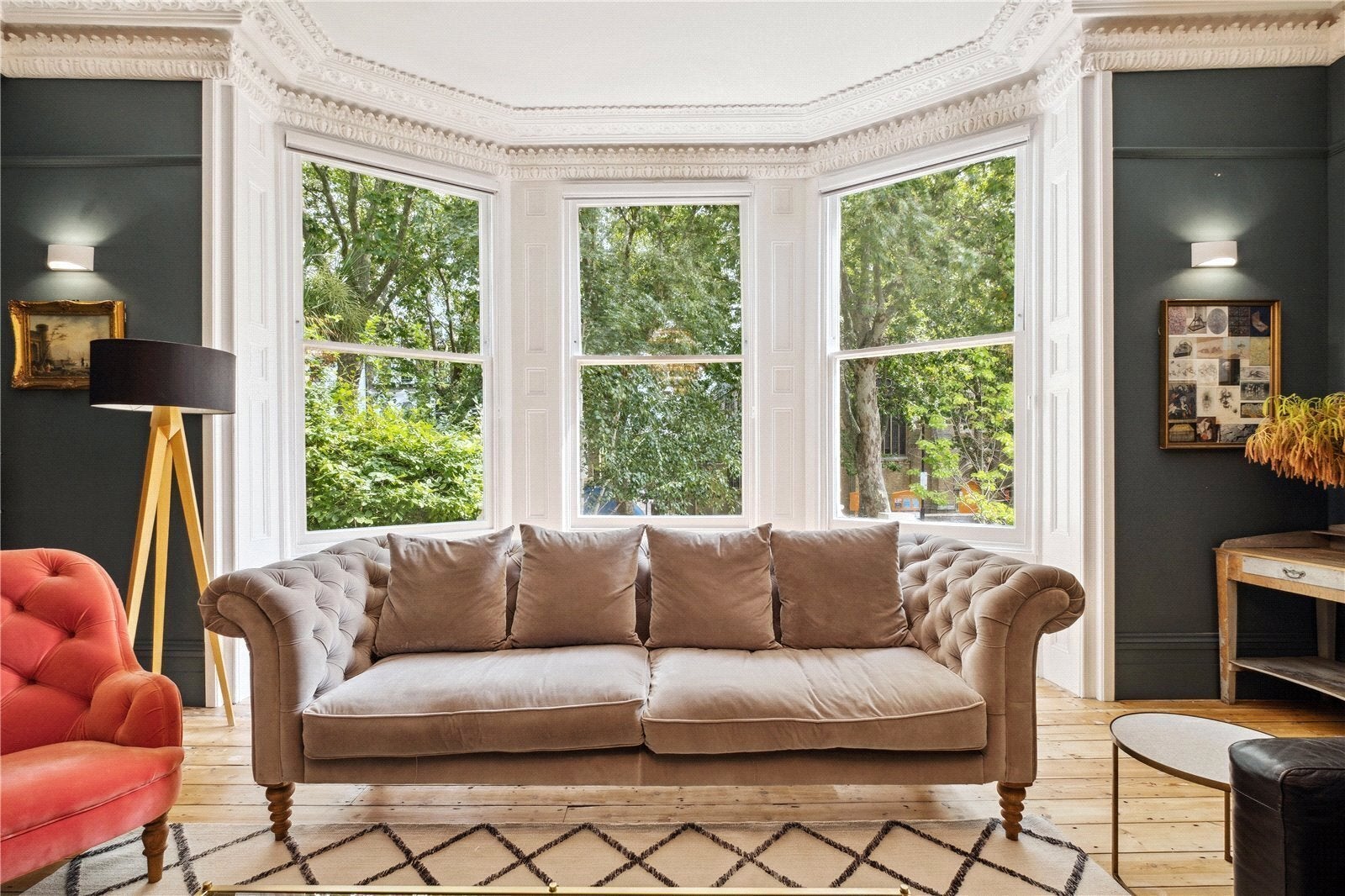 House Stradbroke Road in Greater London