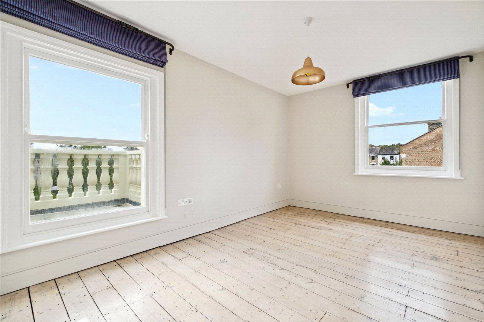 House Stradbroke Road in Greater London