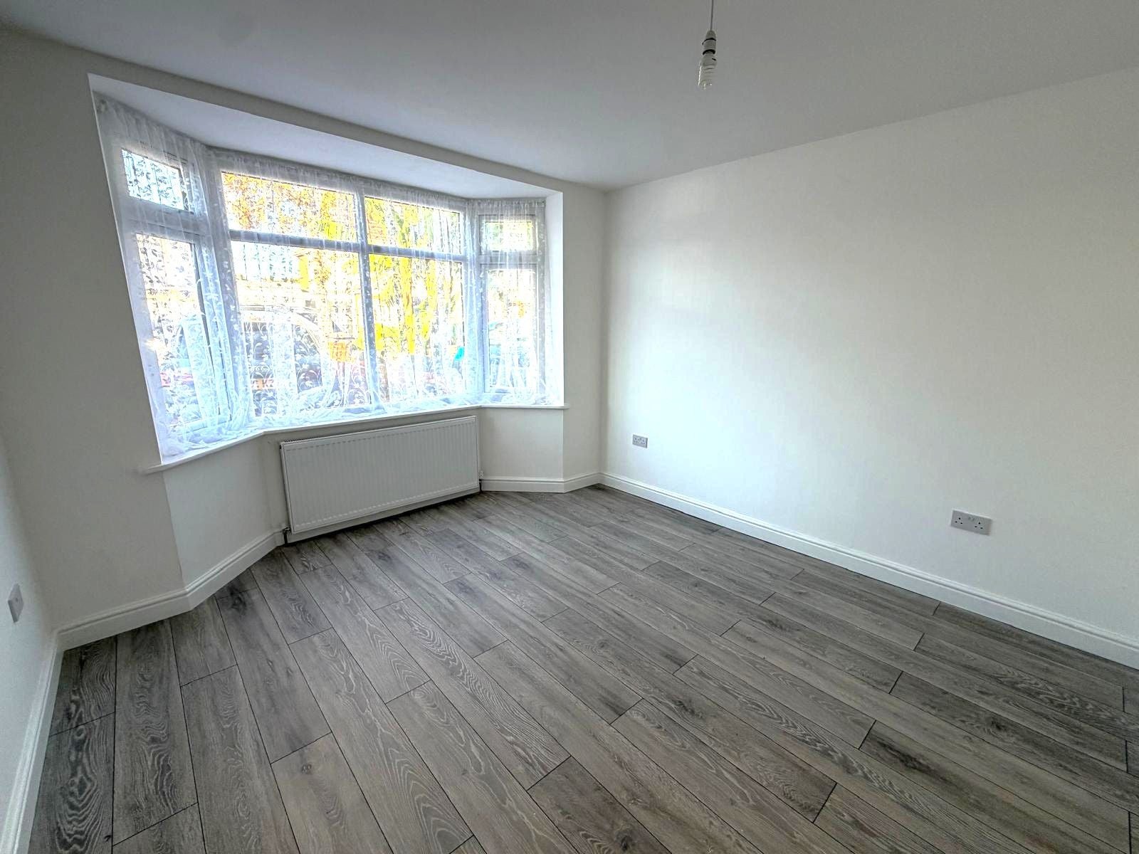 Flat Stamford Close in Greater London