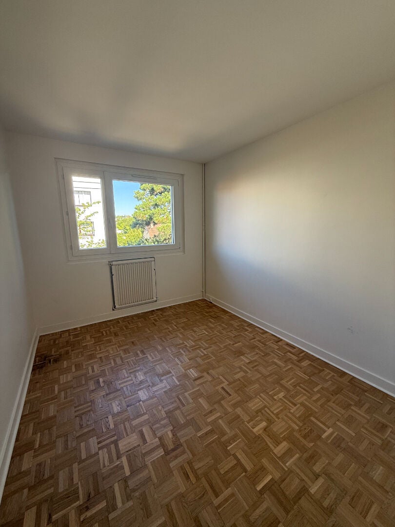 Appartement Avenue Flouquet à L'Haÿ-les-Roses