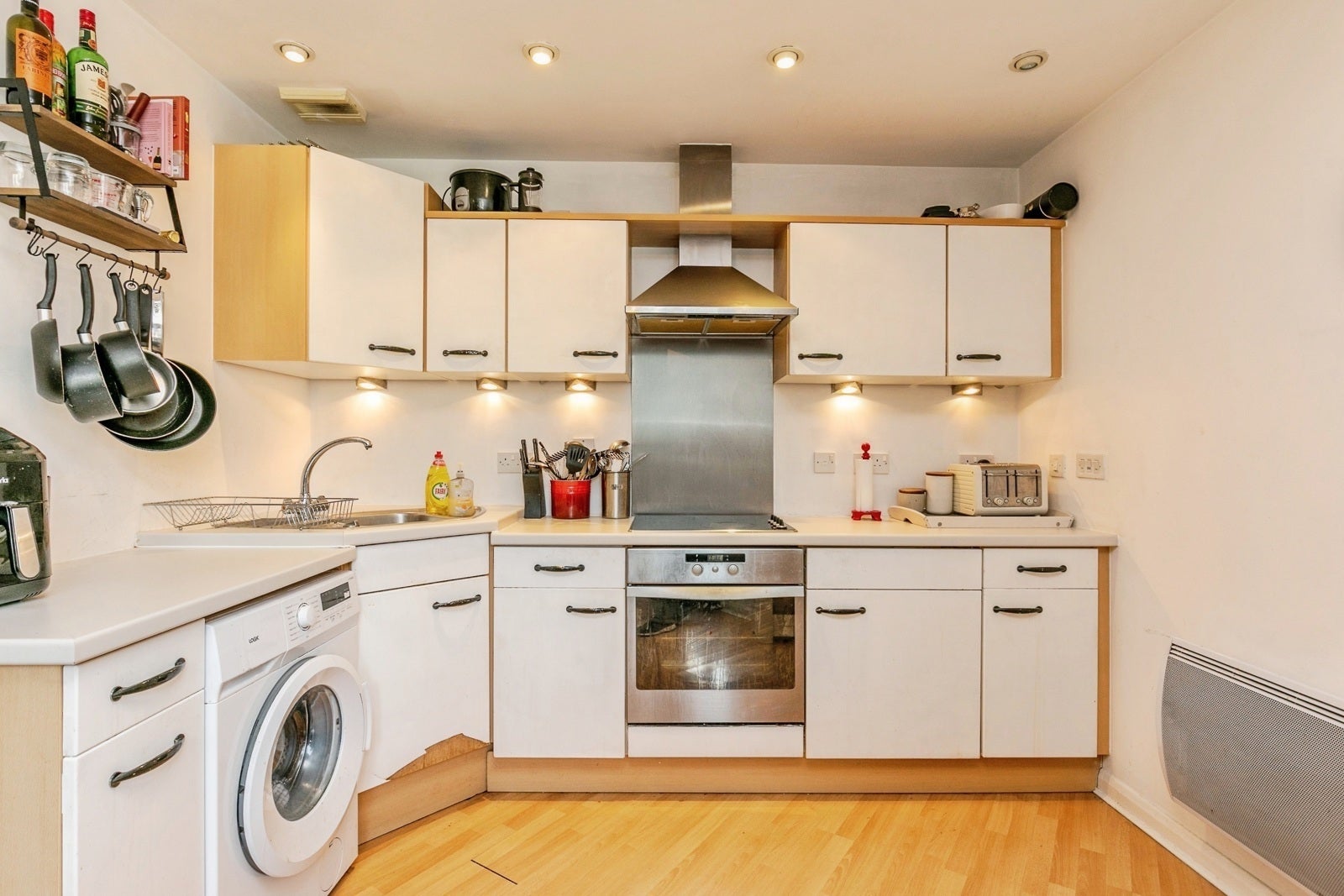 Flat Saint David Mews in Bristol