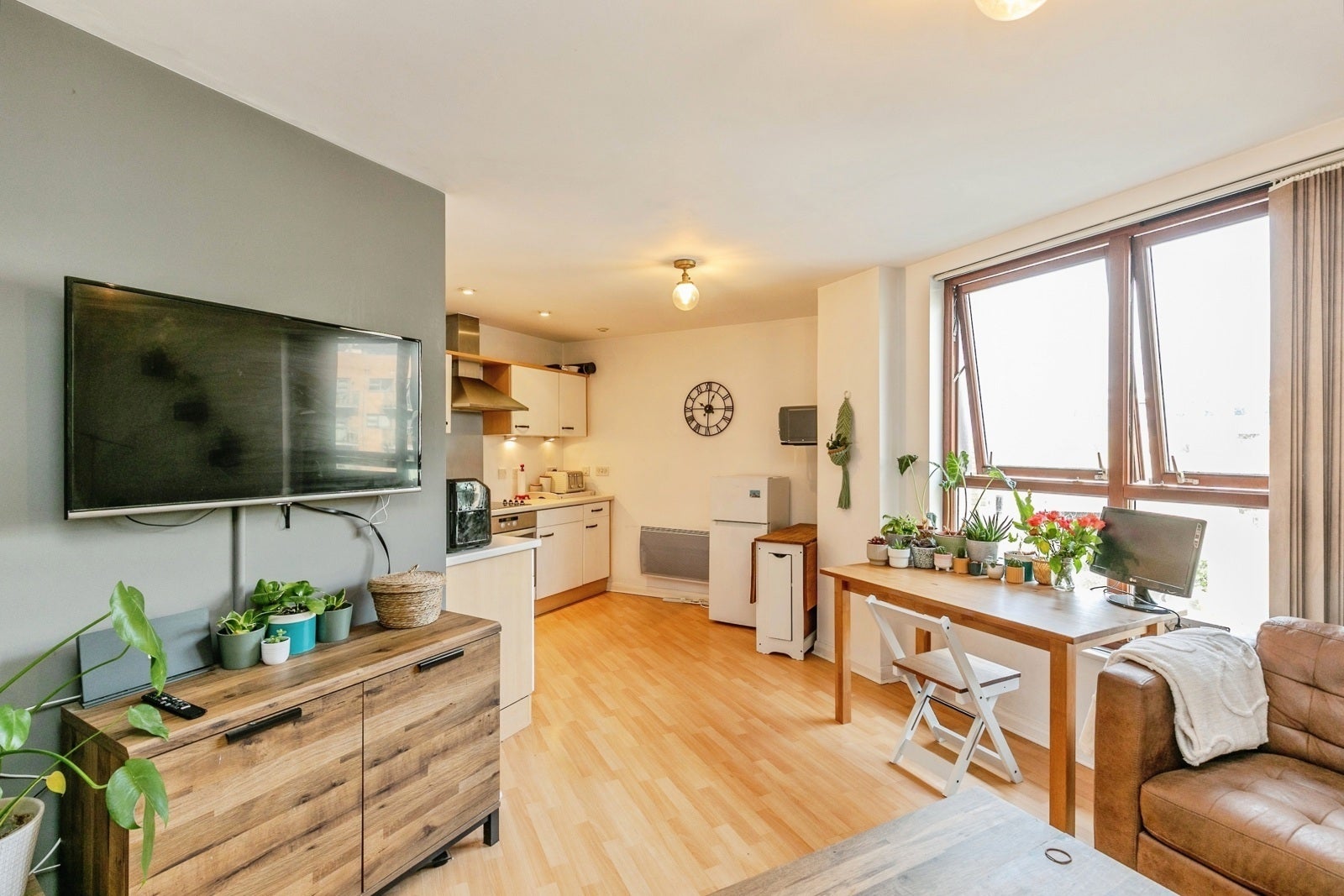 Flat Saint David Mews in Bristol