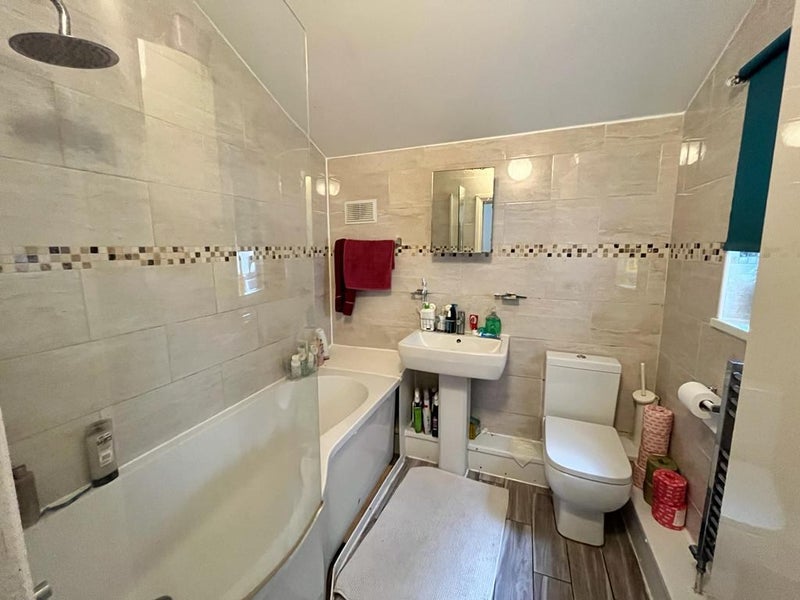 Room Norbury Court Road in Greater London