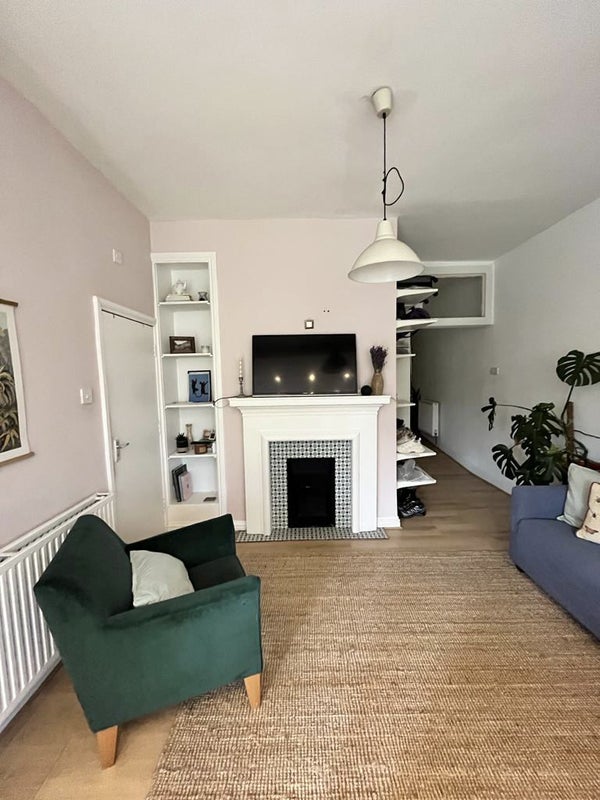 Room Norbury Court Road in Greater London