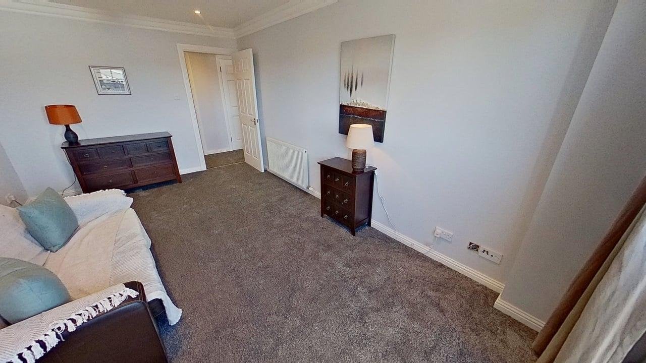 Flat Dawson Road in Glasgow