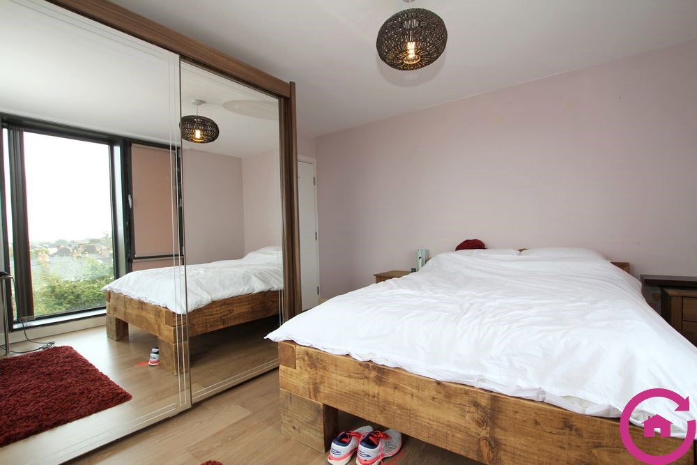 Flat Honeybourne Way in Cheltenham