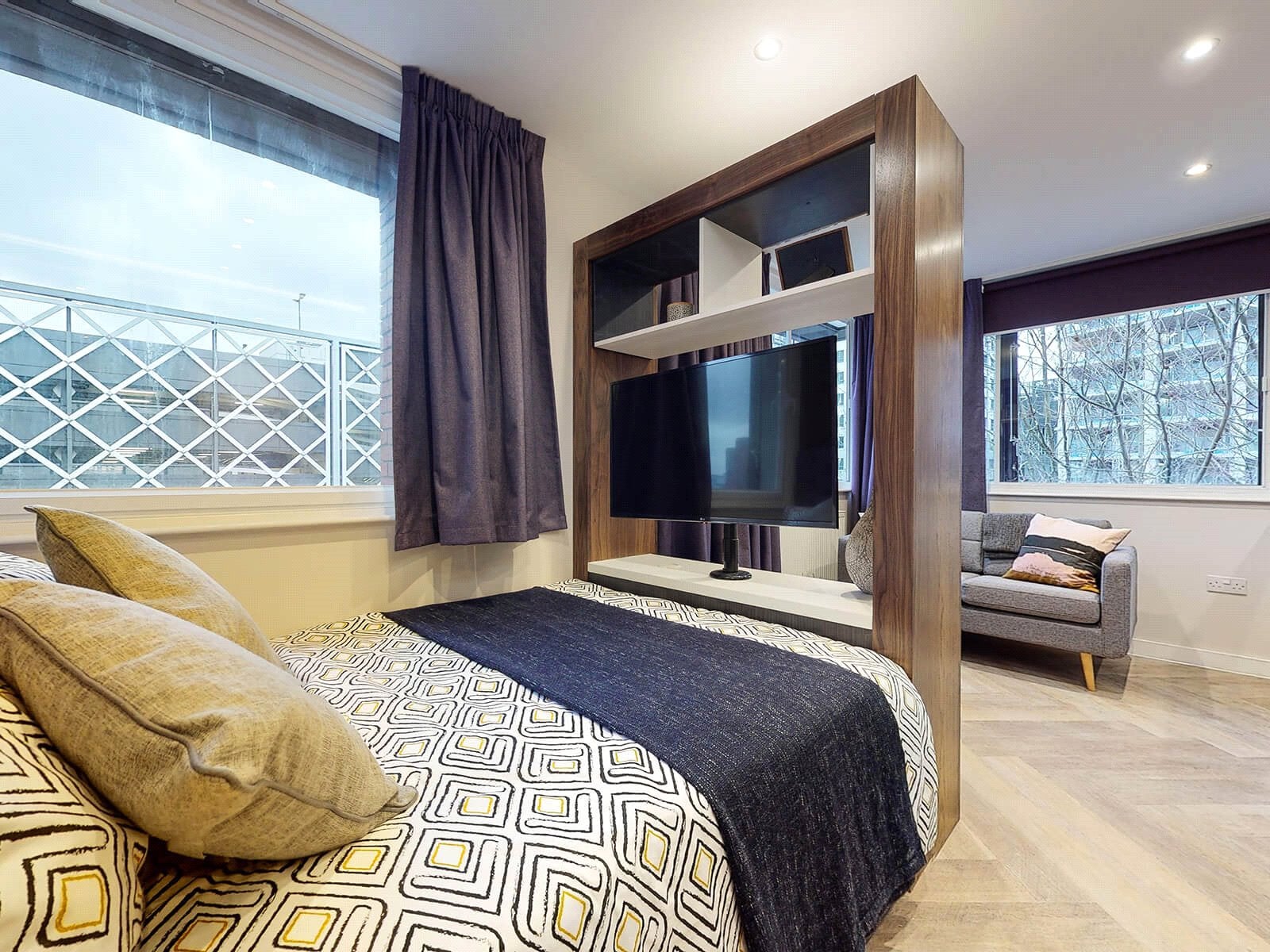 Flat Wade Lane in Leeds