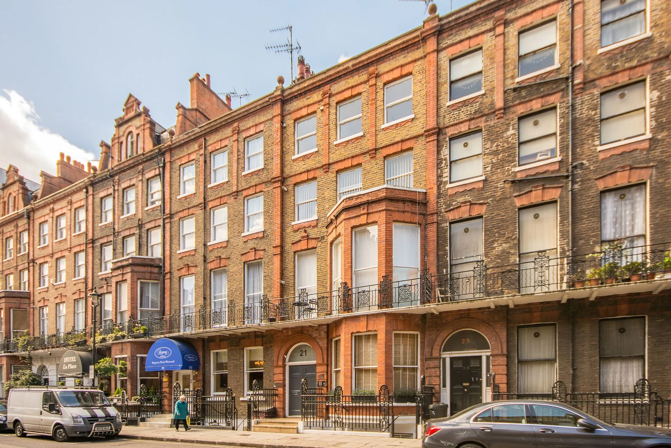 Flat Bingham Place in City of Westminster
