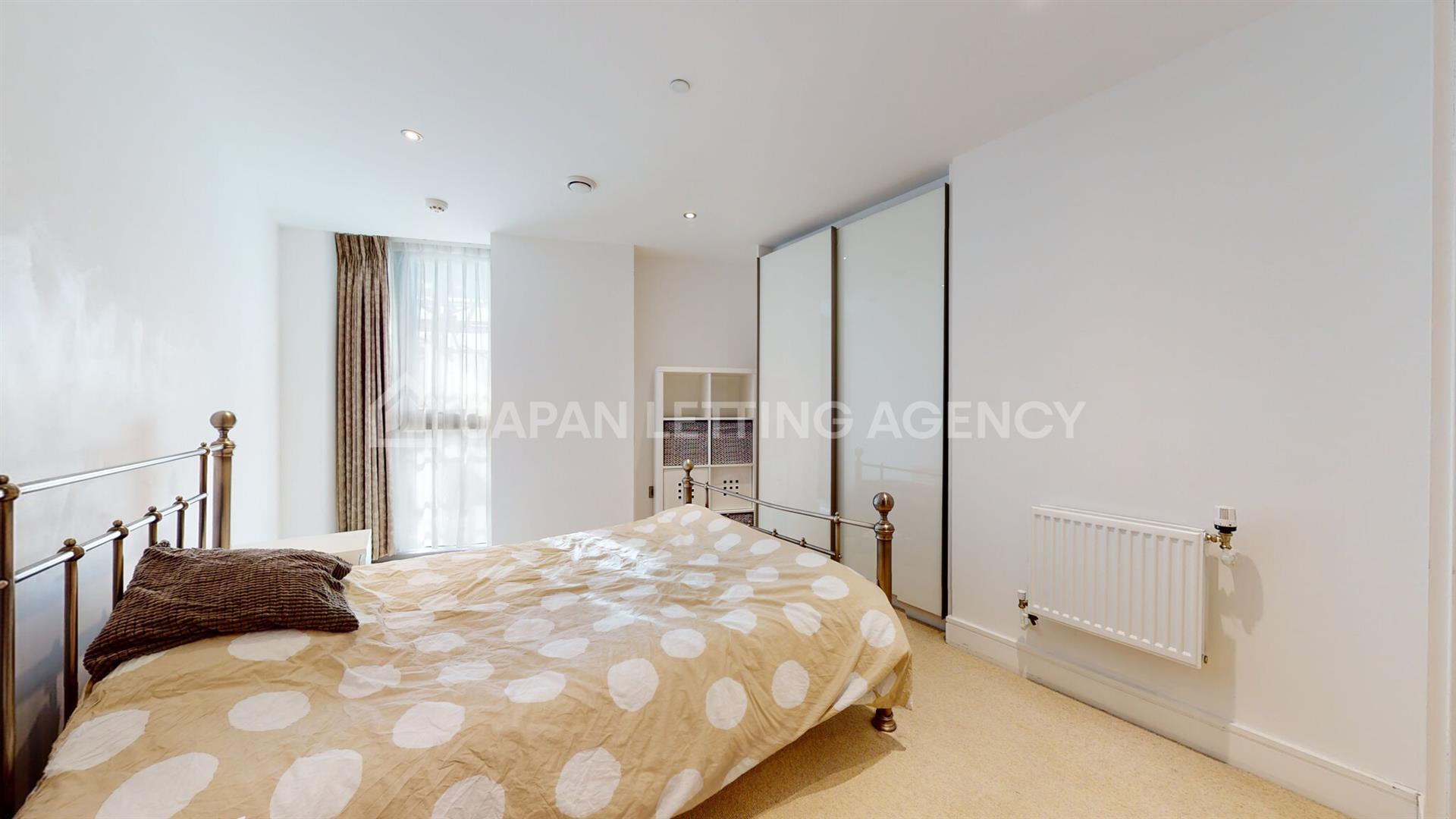 Flat Uxbridge Road in Greater London
