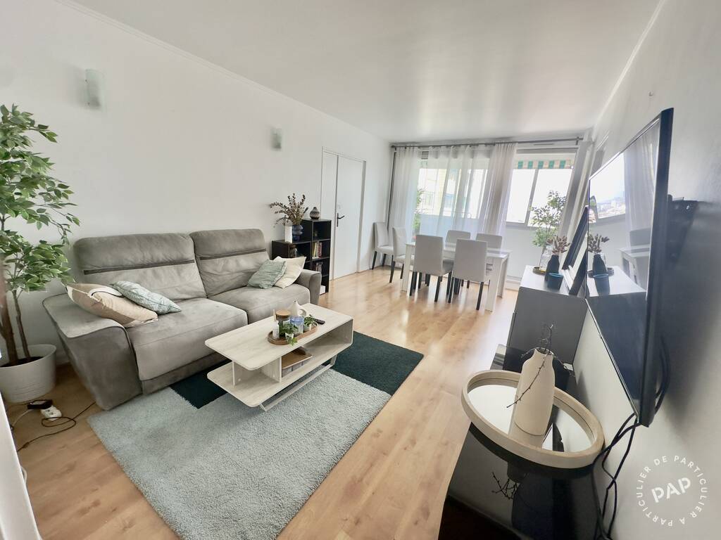 Chambre Rue du Général Leclerc à Bois-Colombes