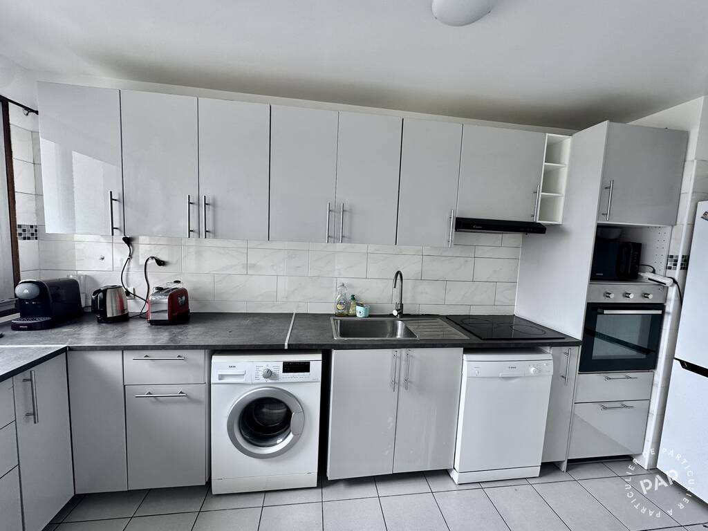 Chambre Rue du Général Leclerc à Bois-Colombes