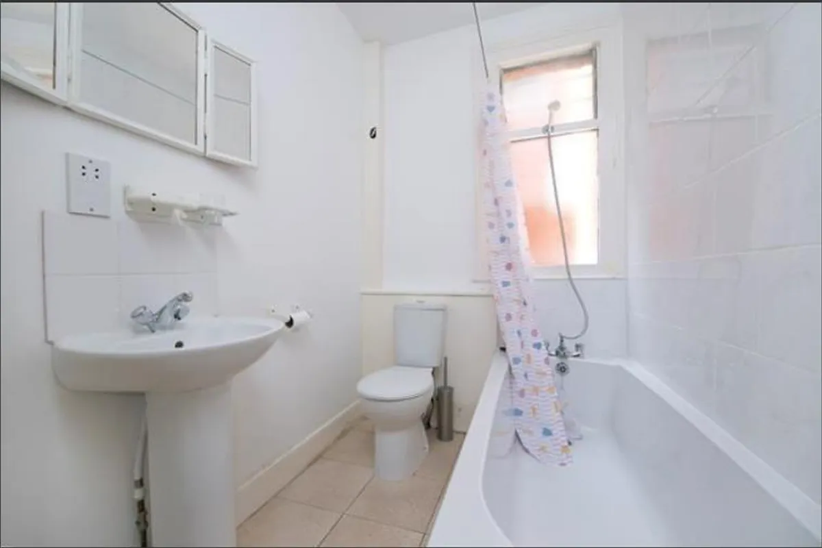 Flat Parfrey Street in Greater London