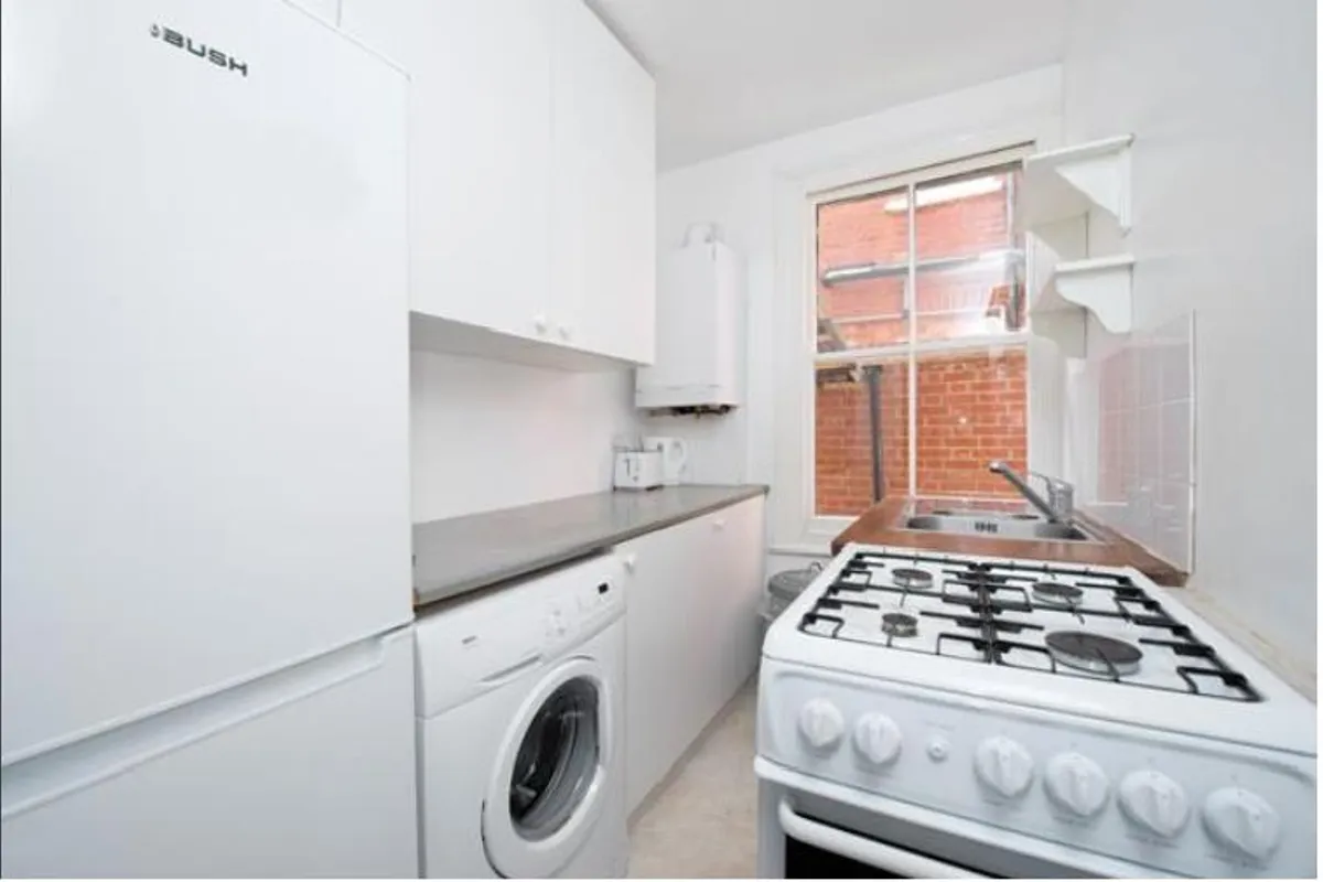 Flat Parfrey Street in Greater London