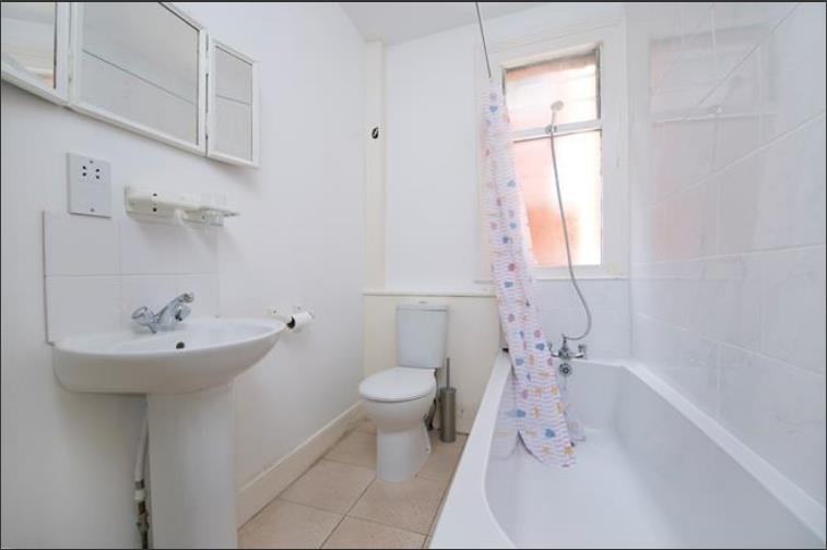 Flat Parfrey Street in Greater London