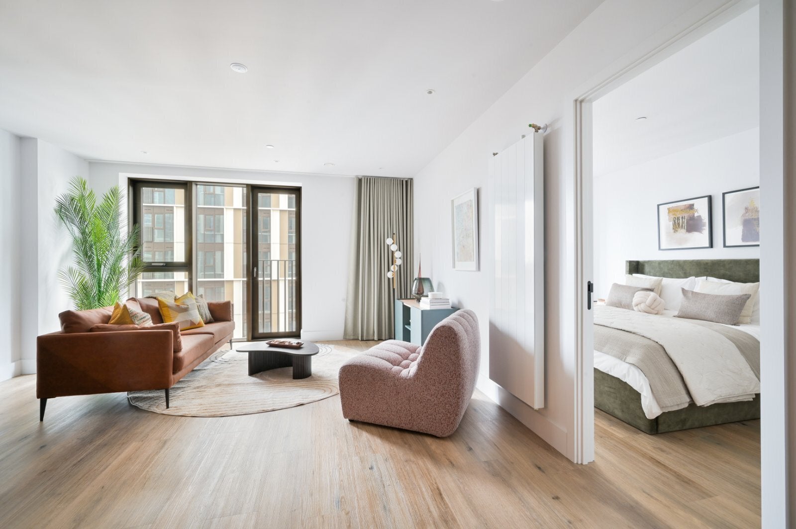 Flat Charter Street in Greater London