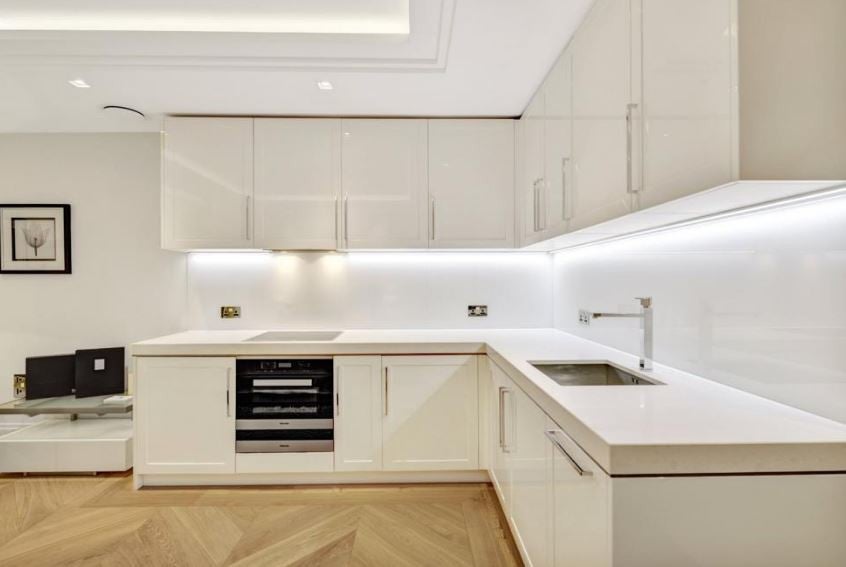 Flat Aldwych in City of Westminster