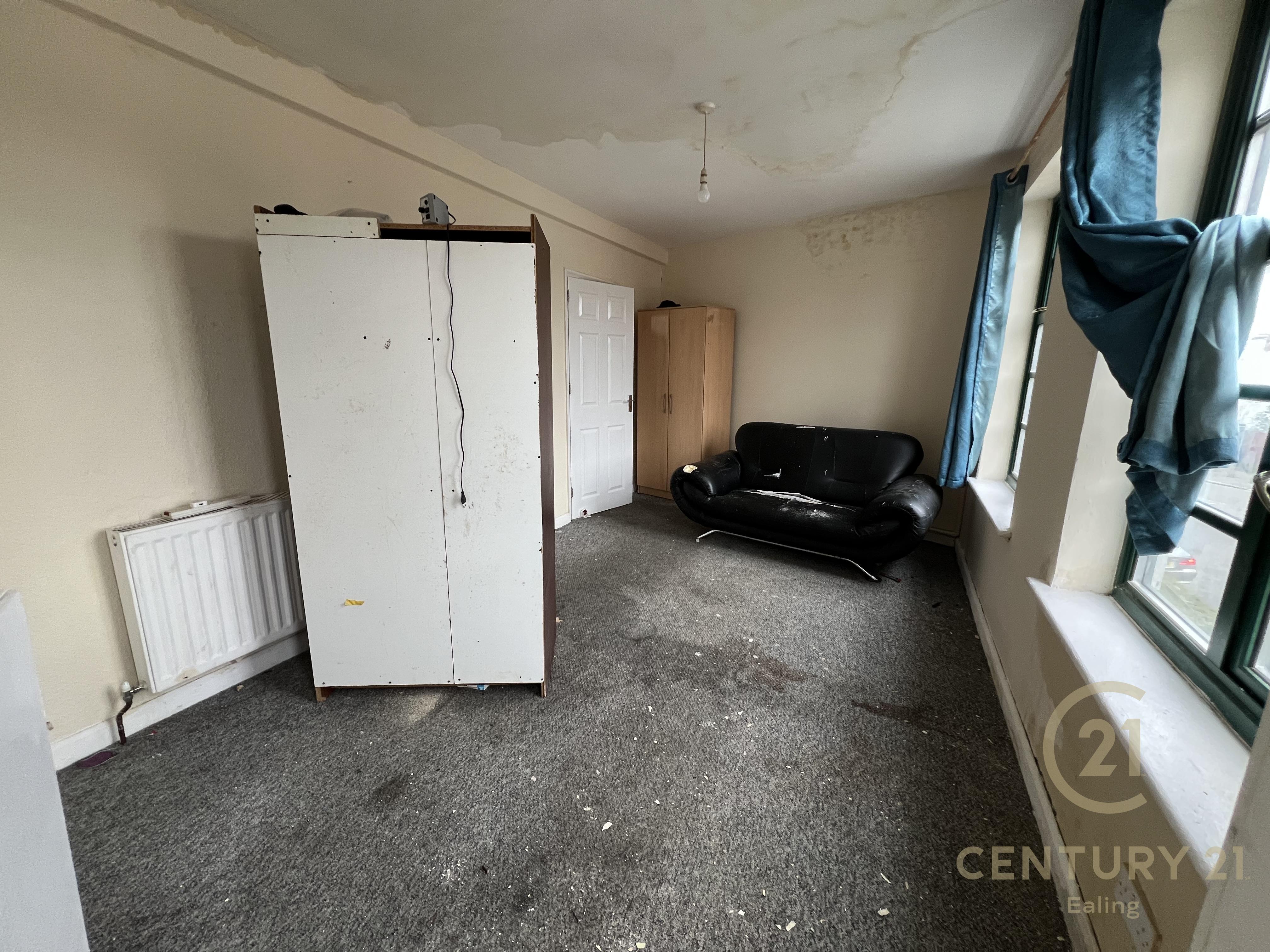 Flat New Heston Road in Greater London