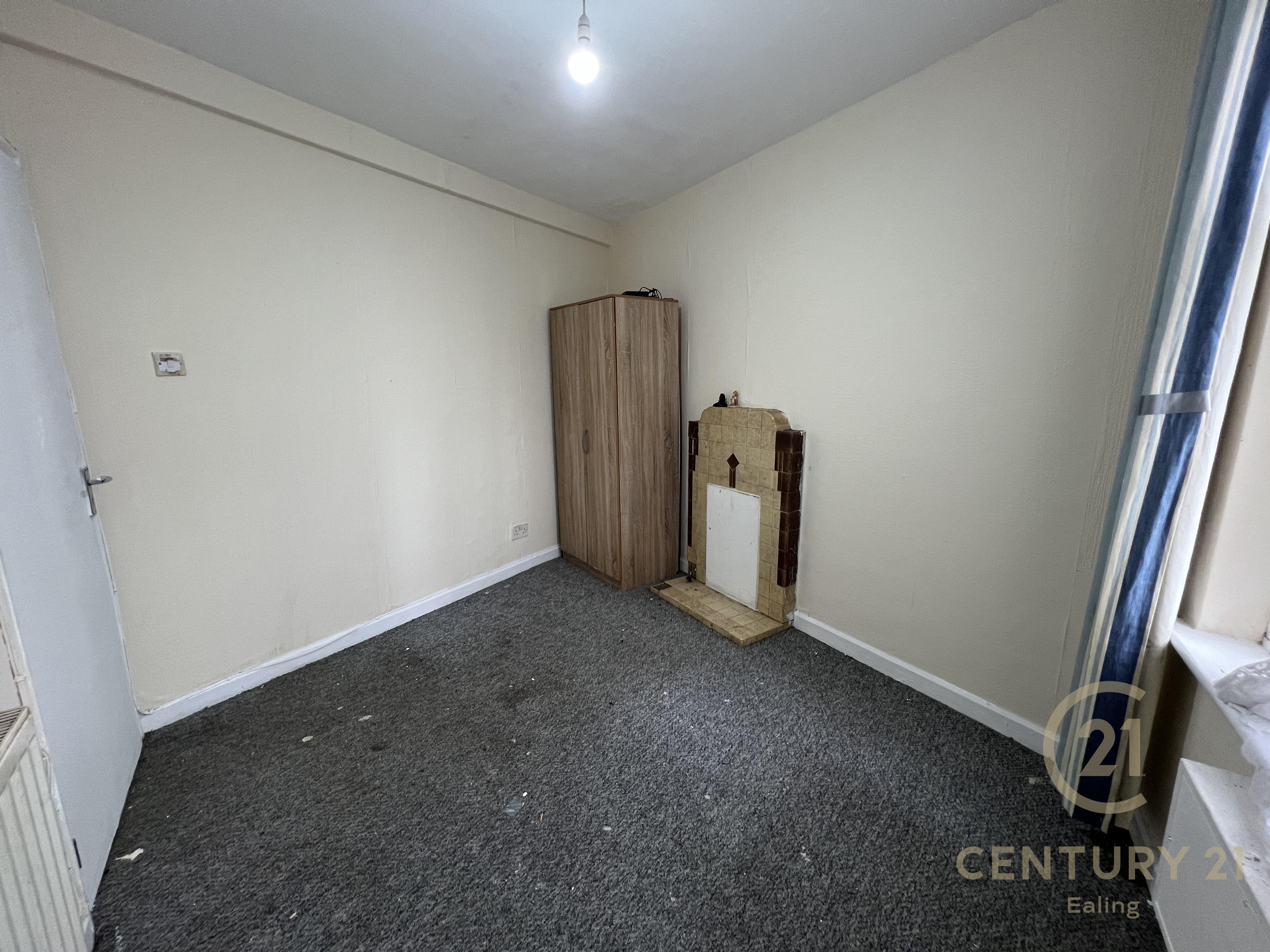 Flat New Heston Road in Greater London