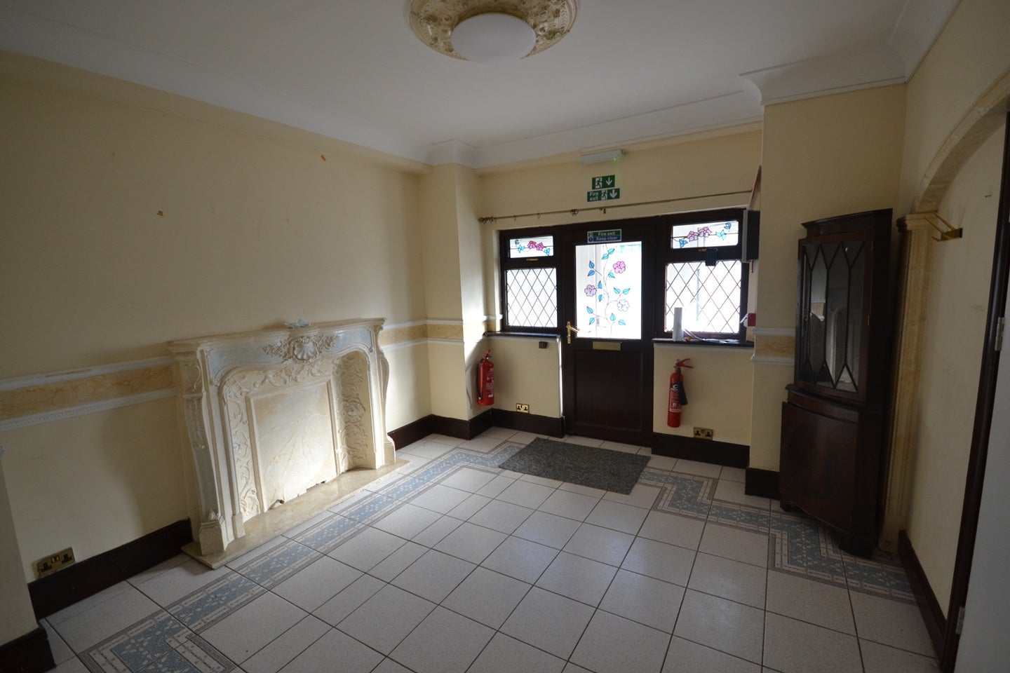 House Aldersbrook Road in Greater London
