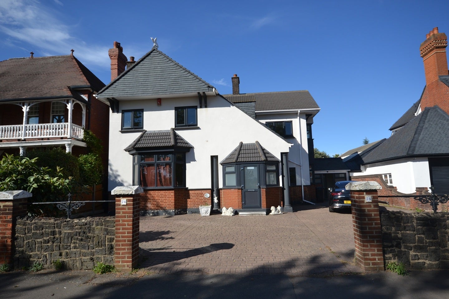 House Aldersbrook Road in Greater London