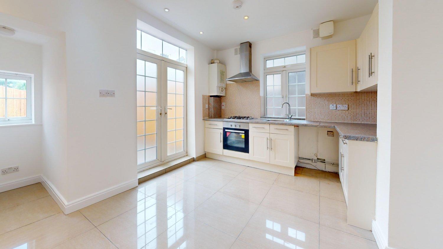 Flat Dundee Road in Greater London