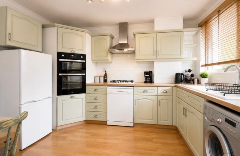 Room Crowndale Road in Greater London