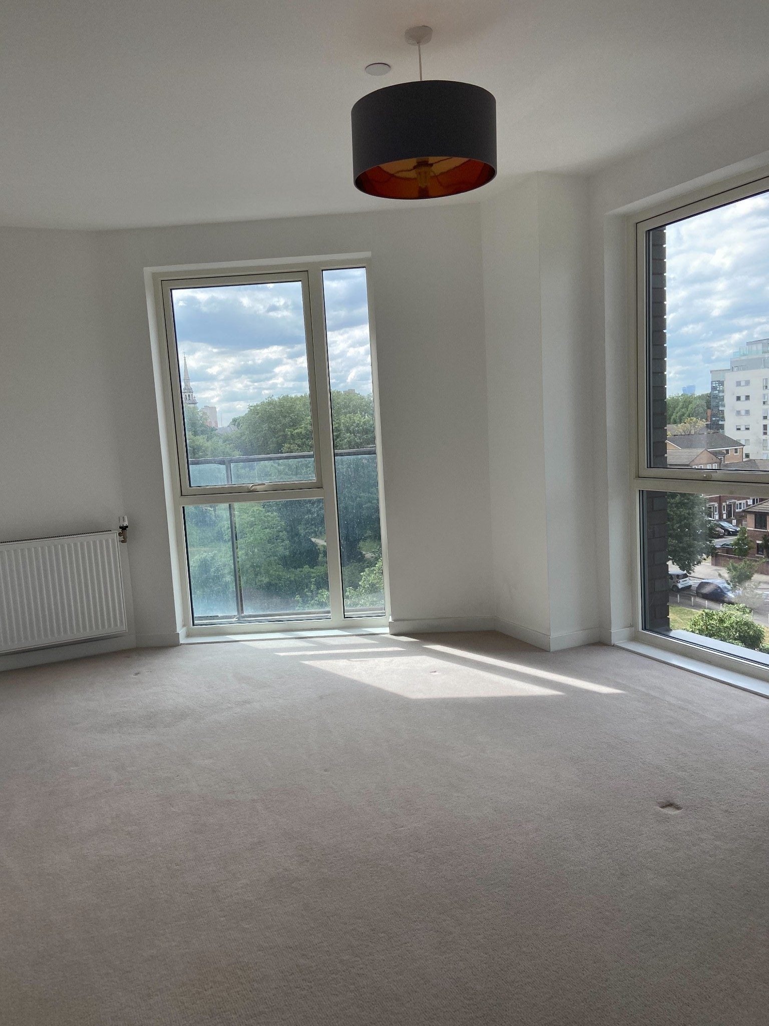 Flat Creekside in Greater London