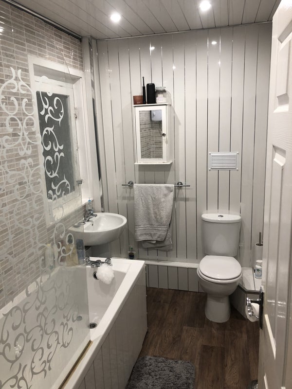 Room Muirbrae Way in Rutherglen