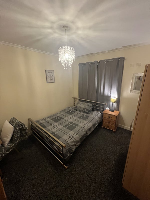 Room Muirbrae Way in Rutherglen
