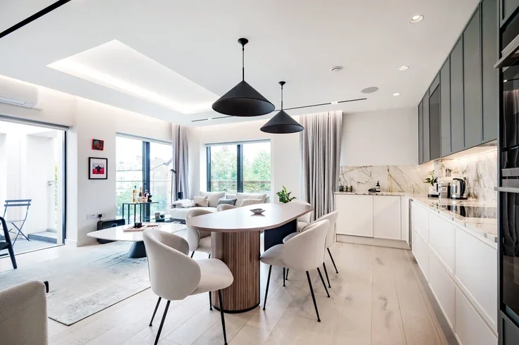 Flat Brondesbury Park in Greater London