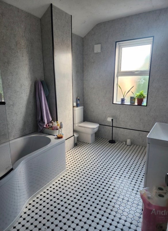 Room Cromer Road in Nottingham