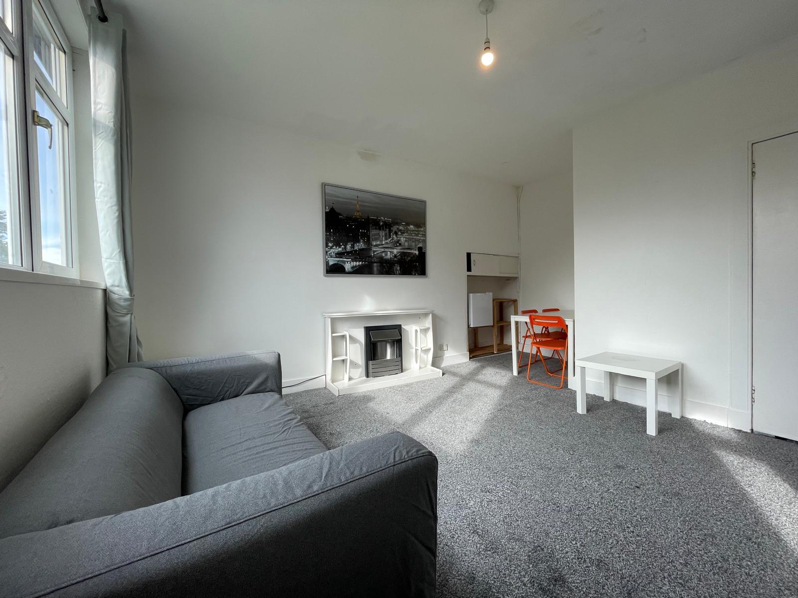 Flat Victoria Road in Aberdeen City