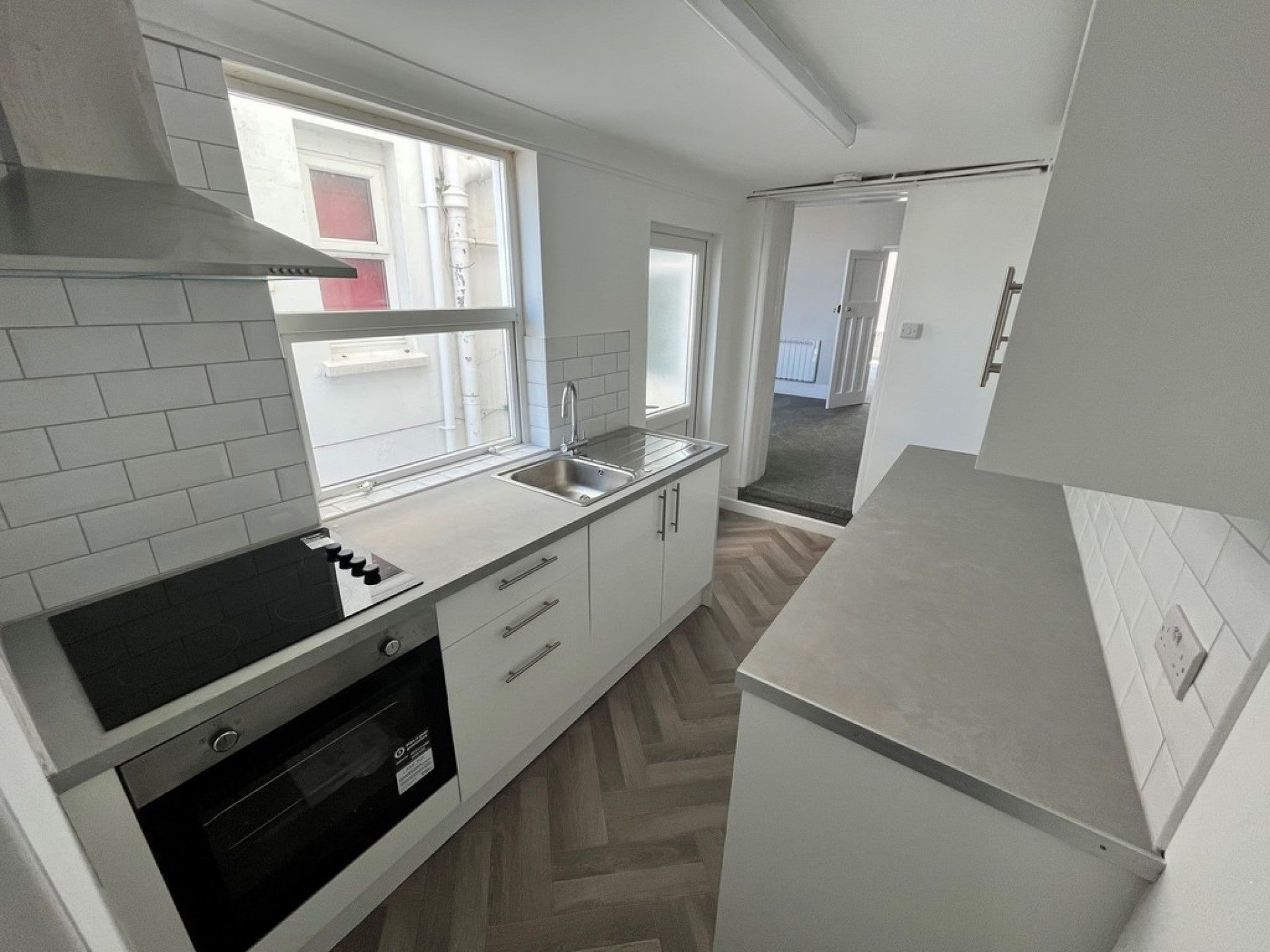 Flat Victoria Road in Adur