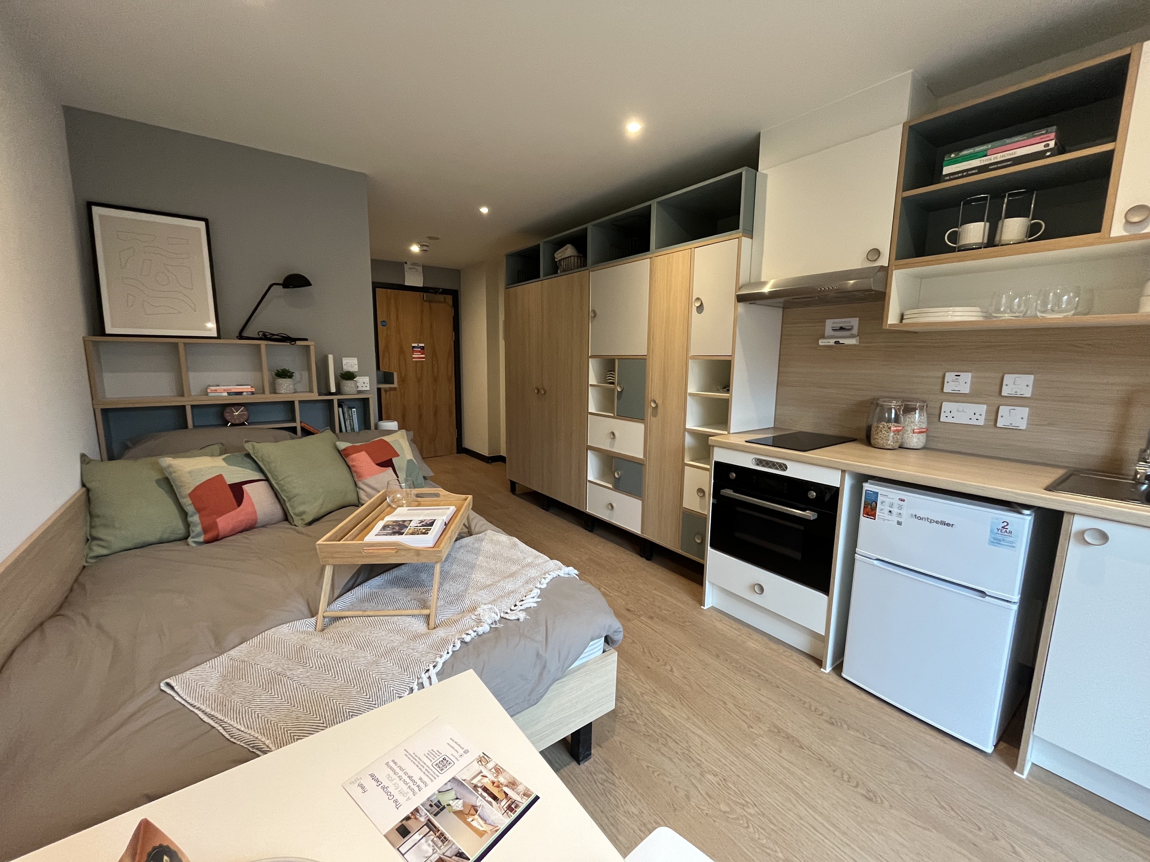 Flat Gladstone Road in Exeter