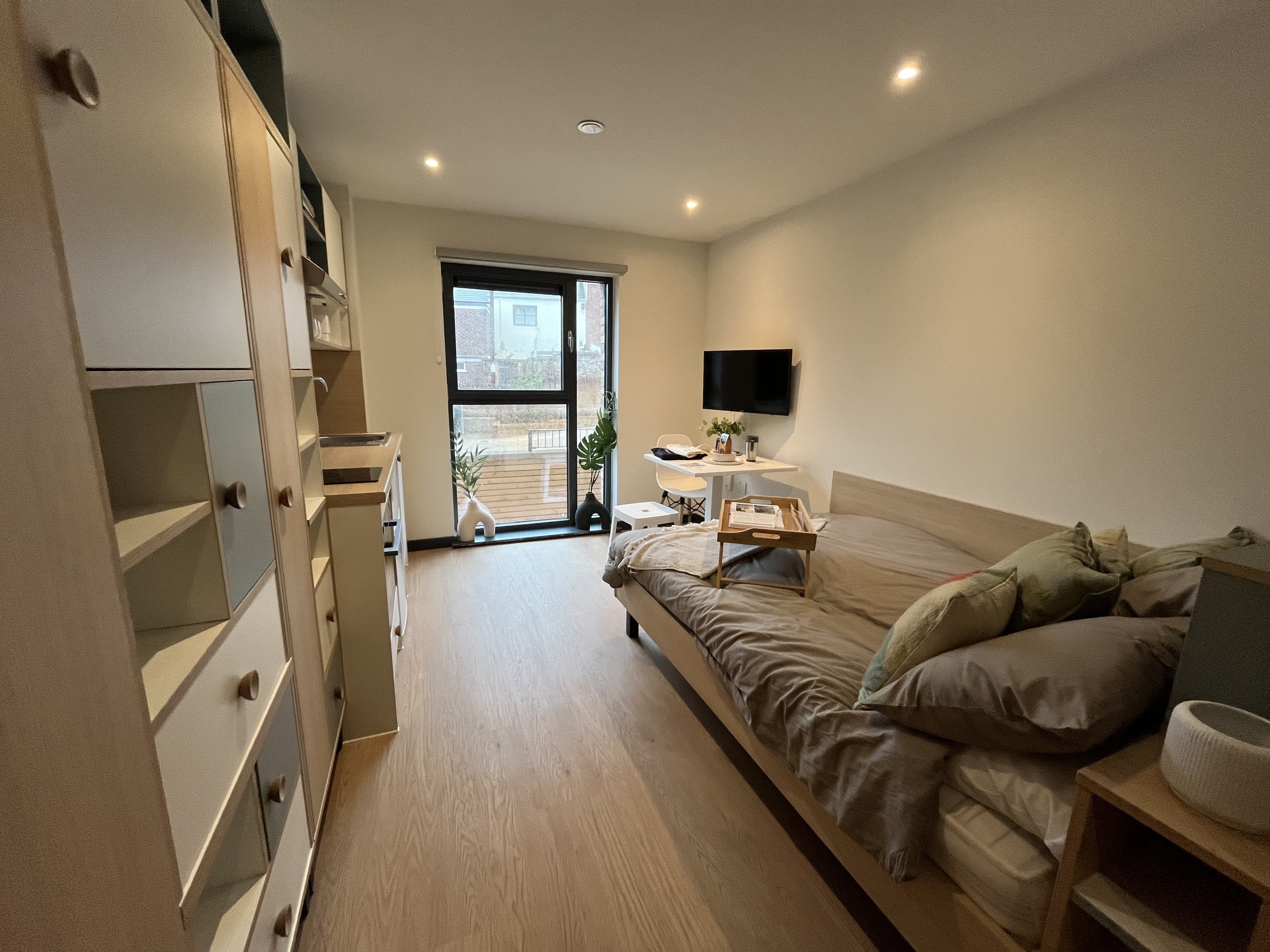 Flat Gladstone Road in Exeter