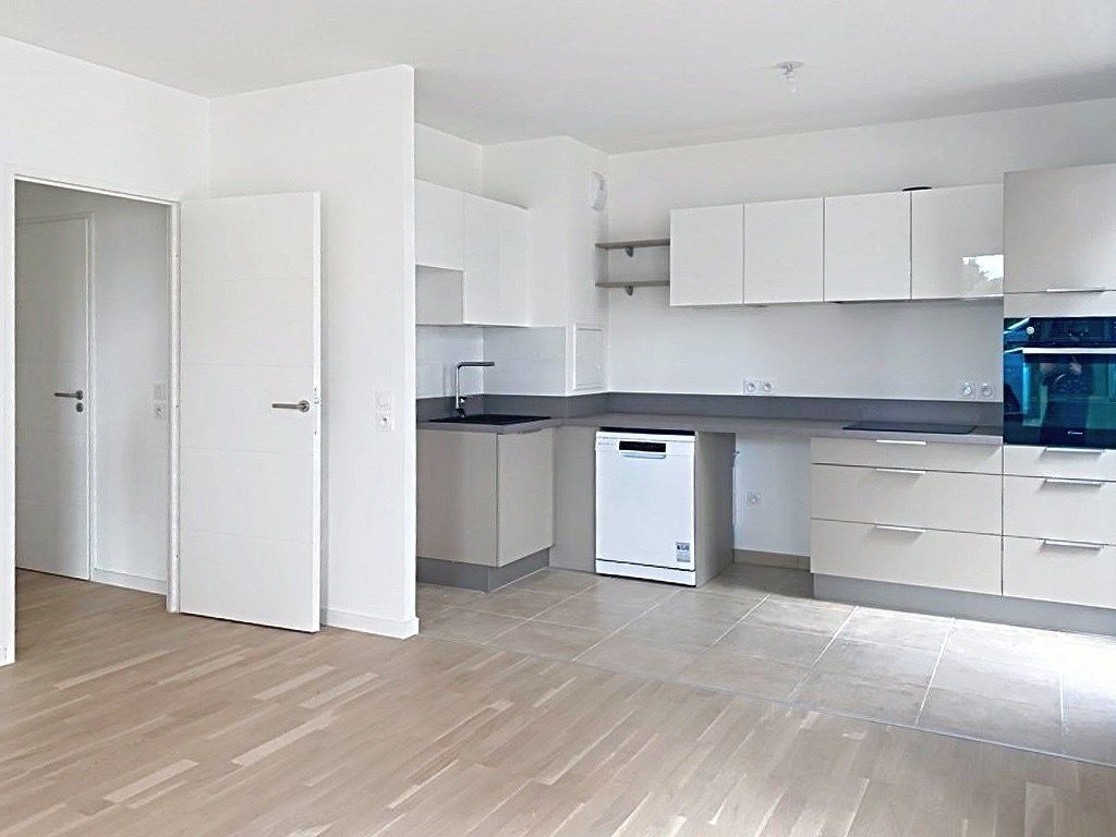 Flat Rue Lionel Terray in Rueil-Malmaison