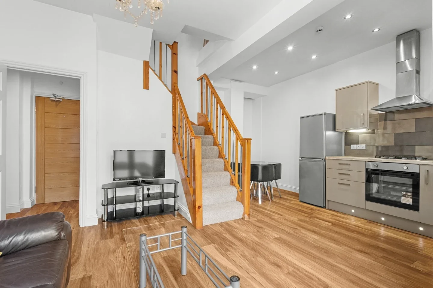 Flat Grosvenor Road in Bristol