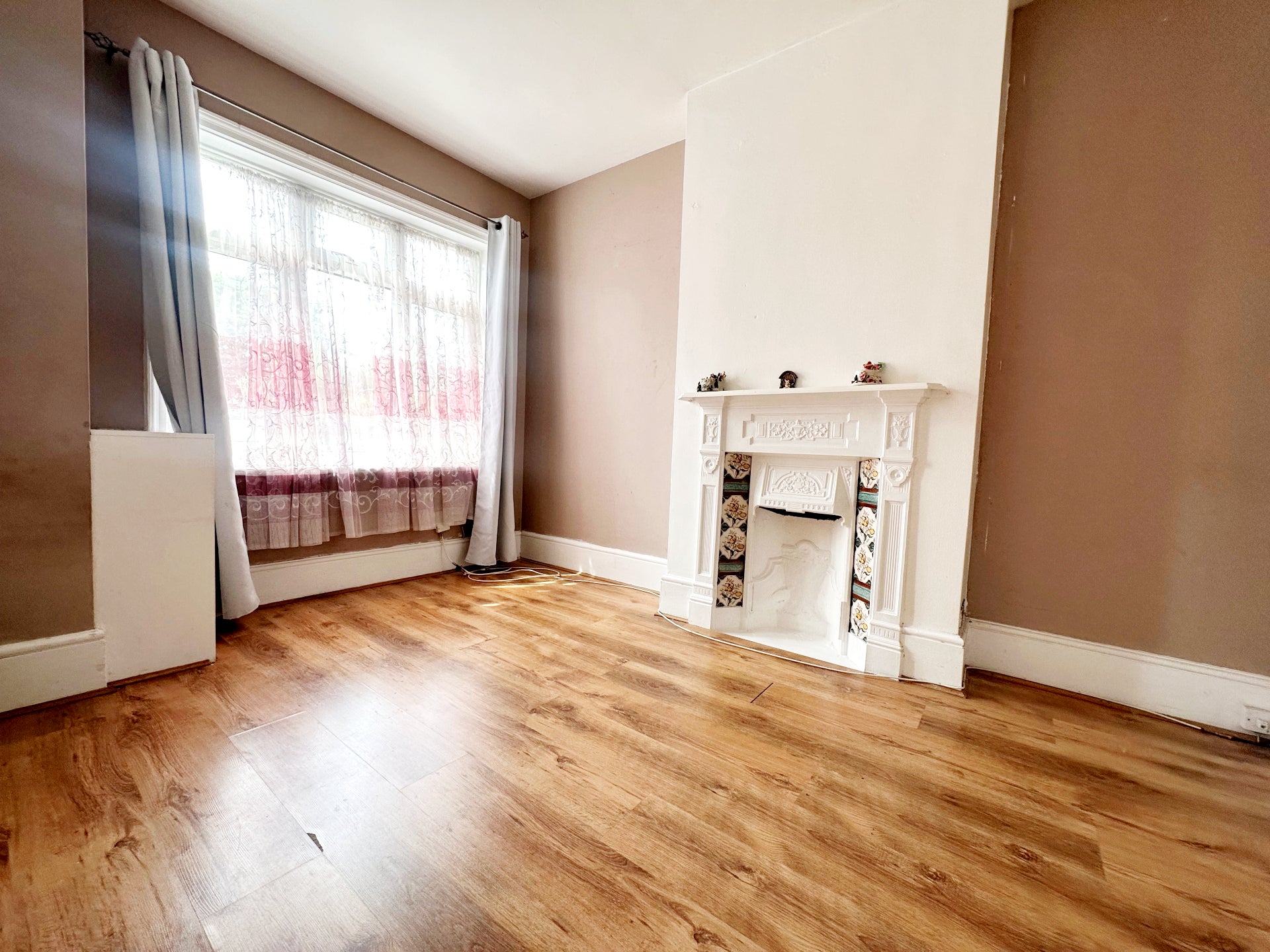 Flat Sevenoaks Way in Greater London