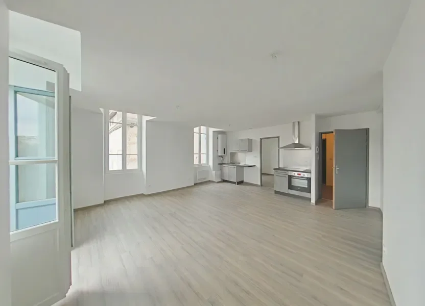 Appartement Place Maurice Faure à Romans-sur-Isère