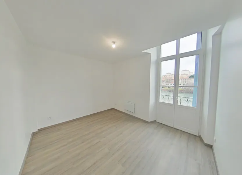 Appartement Place Maurice Faure à Romans-sur-Isère