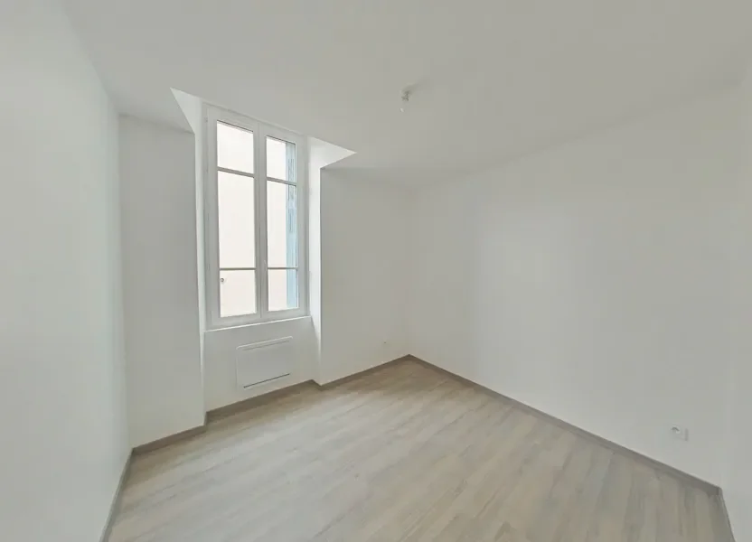 Appartement Place Maurice Faure à Romans-sur-Isère