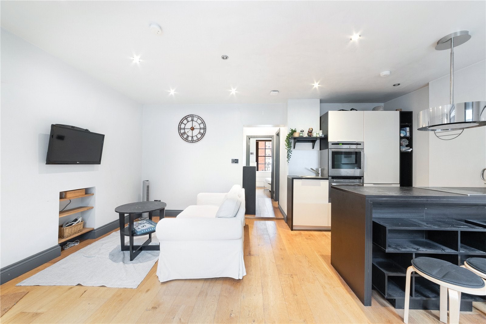Flat Martlett Court in City of Westminster