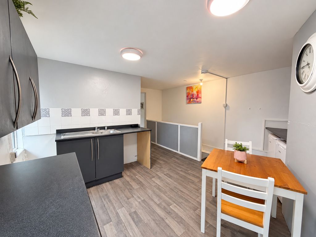 Flat Derby Road in Nottingham