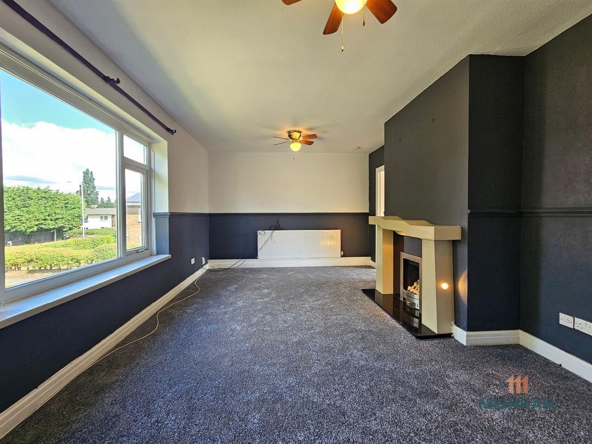 Flat Lapwing Lane in Stockport