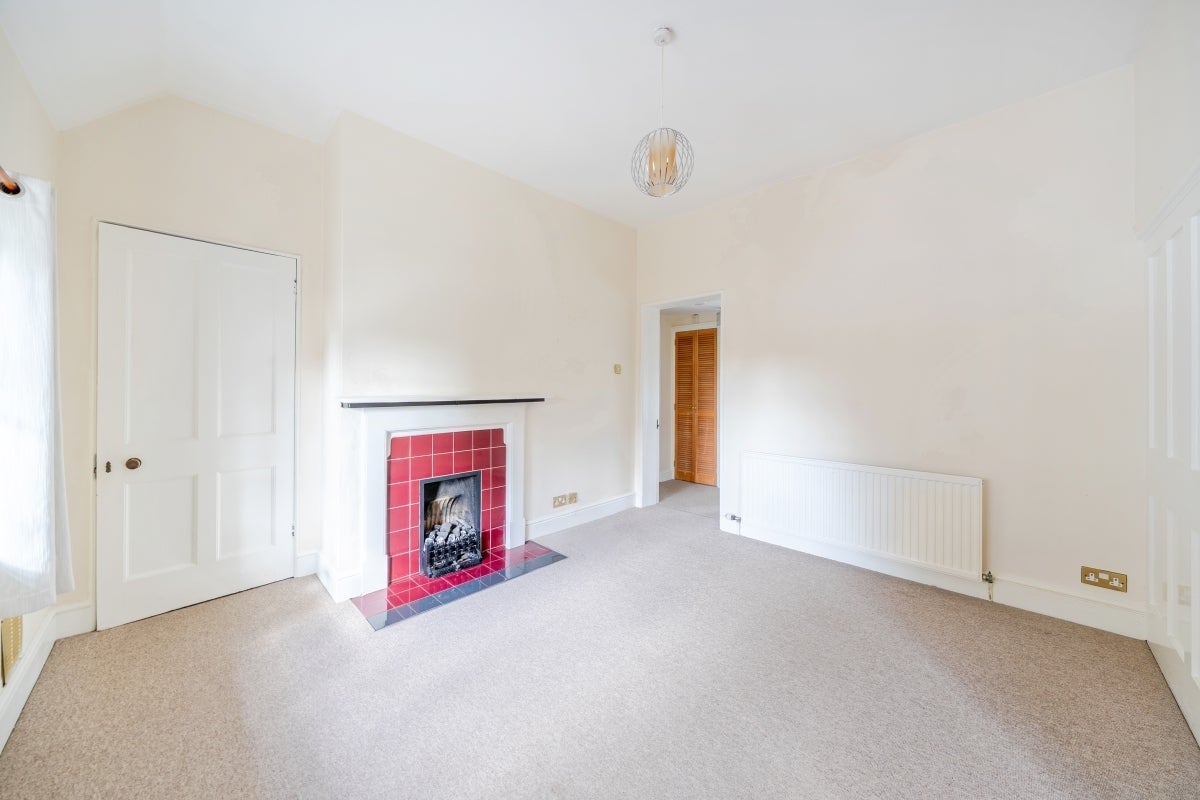 Flat Clarence Road in St Albans